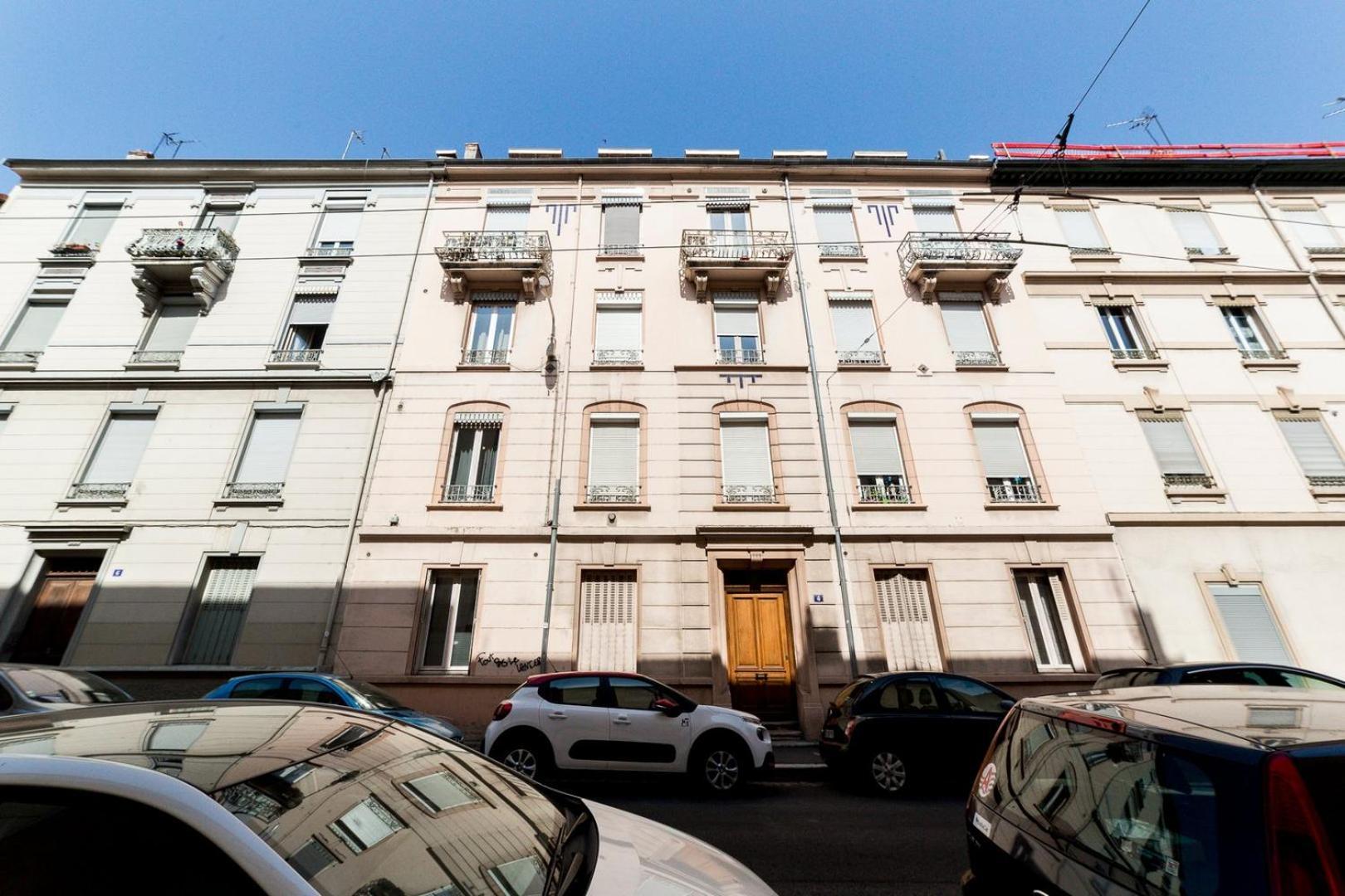 Appartement Calme - Quartier Prise Montchat Ail Лион Екстериор снимка